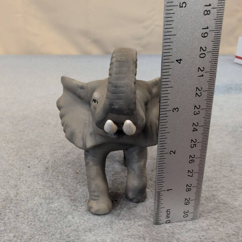 Vintage Matte Gray Ceramic Elephant Figurine Raised Trunk Made in Taiwan - Picture 2 of 4